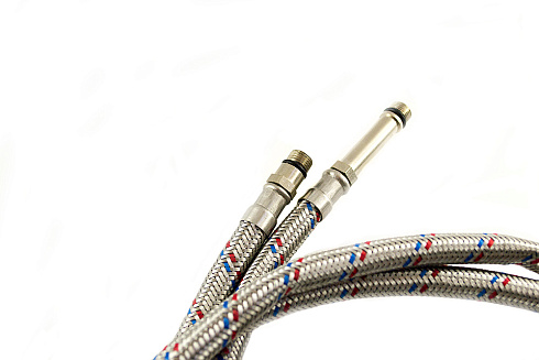 Гибкая подводка для смесителя (нерж. сталь) 1/2"хМ10 0,8м пара