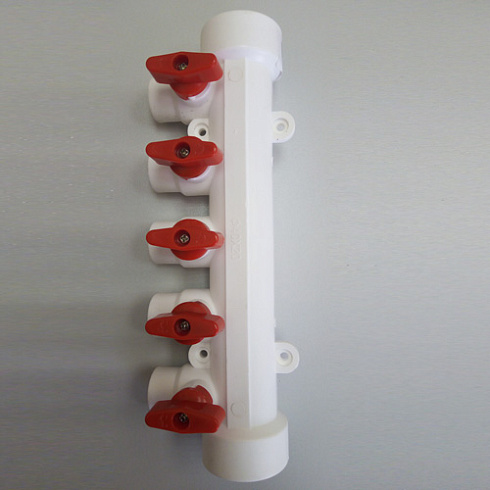 Коллектор MeerPlast 32х20 (4 вых.) с воздухоотводчиком красный